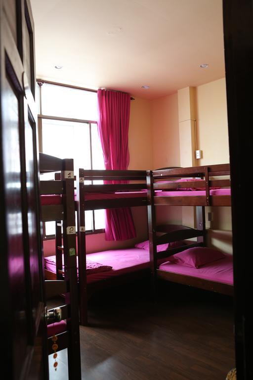 Budget Hostel Хошимин Екстериор снимка