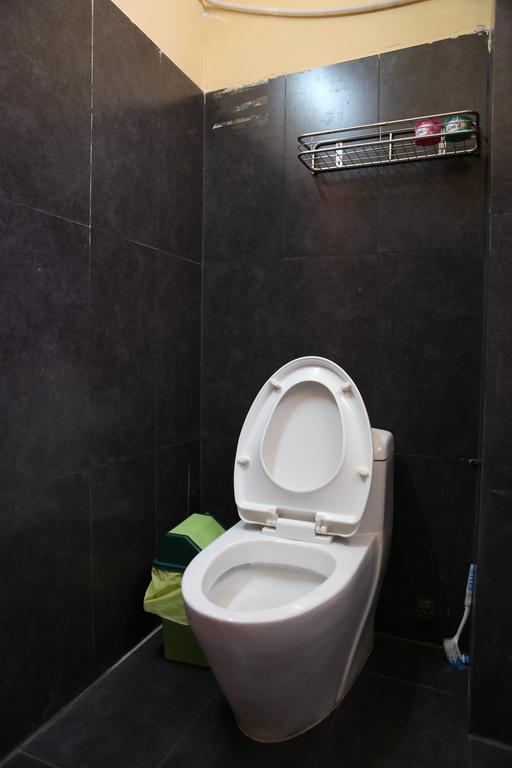 Budget Hostel Хошимин Екстериор снимка