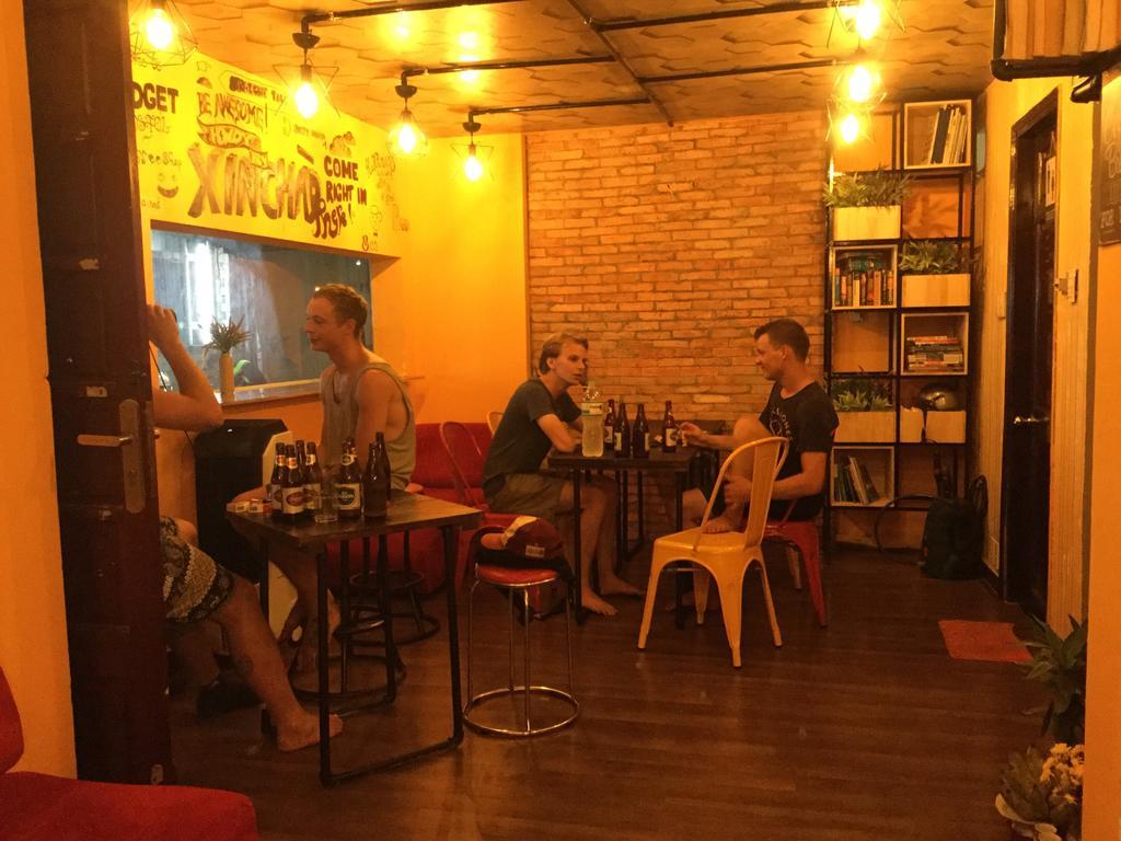Budget Hostel Хошимин Екстериор снимка