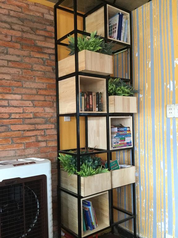 Budget Hostel Хошимин Екстериор снимка