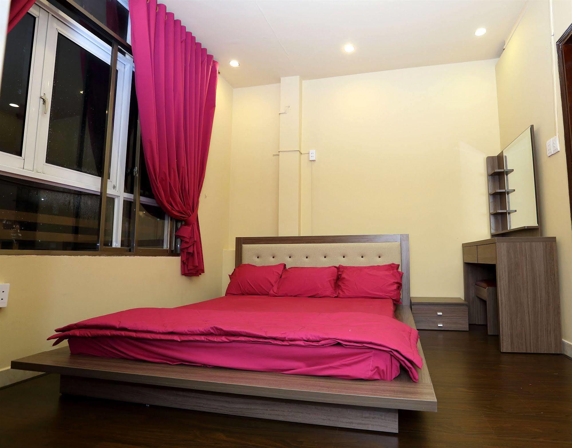 Budget Hostel Хошимин Екстериор снимка