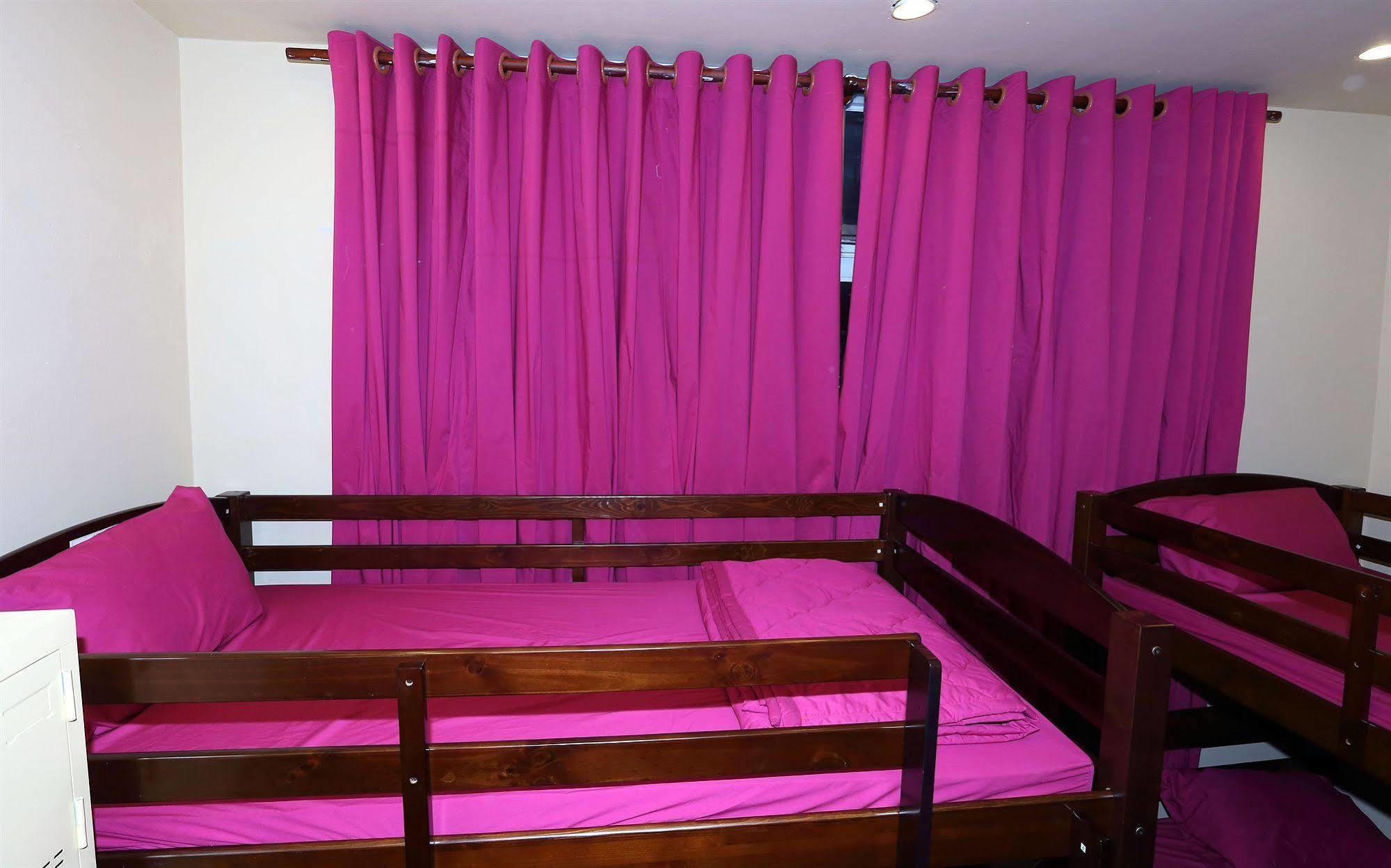 Budget Hostel Хошимин Екстериор снимка